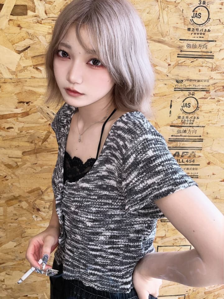 いしがきしのぶ。