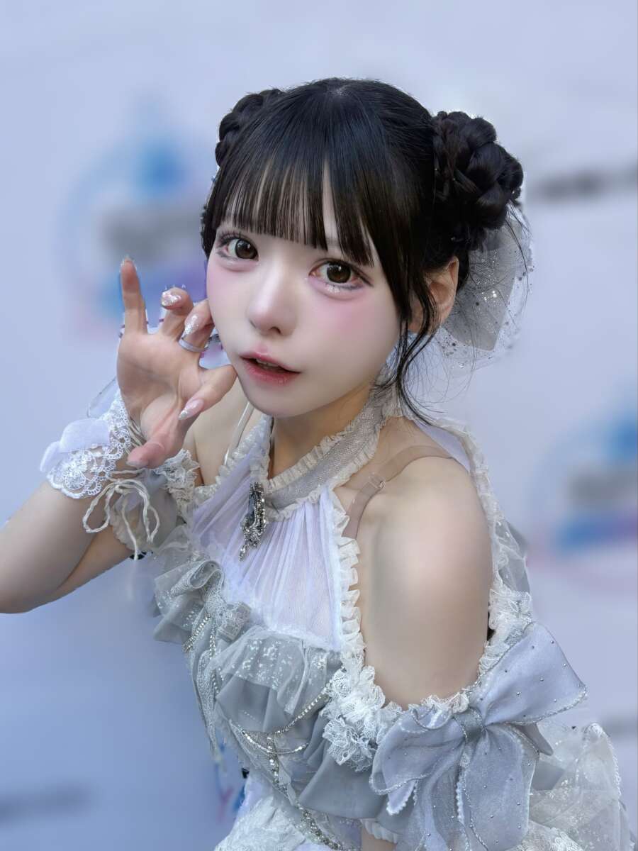 桃奈かのん
