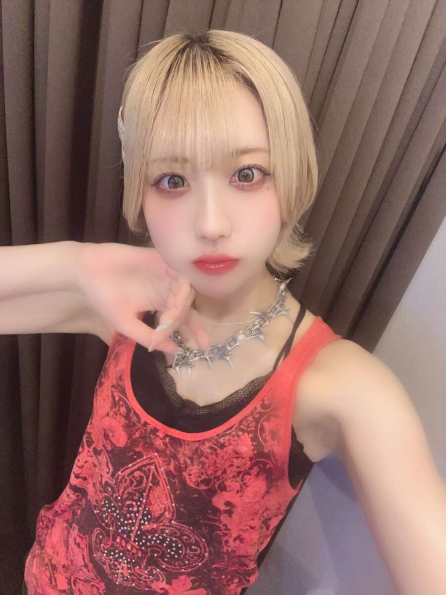 河田怜依