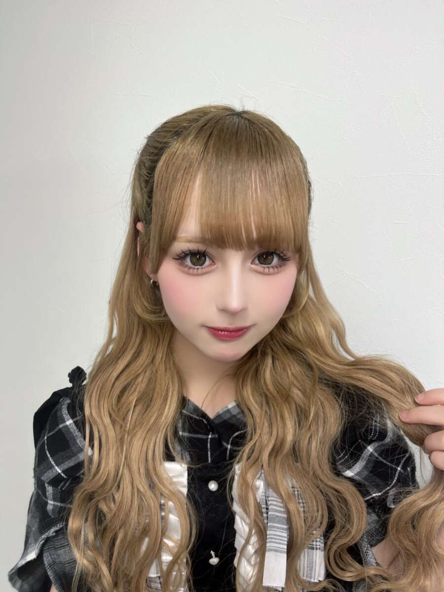 白鳥沙南