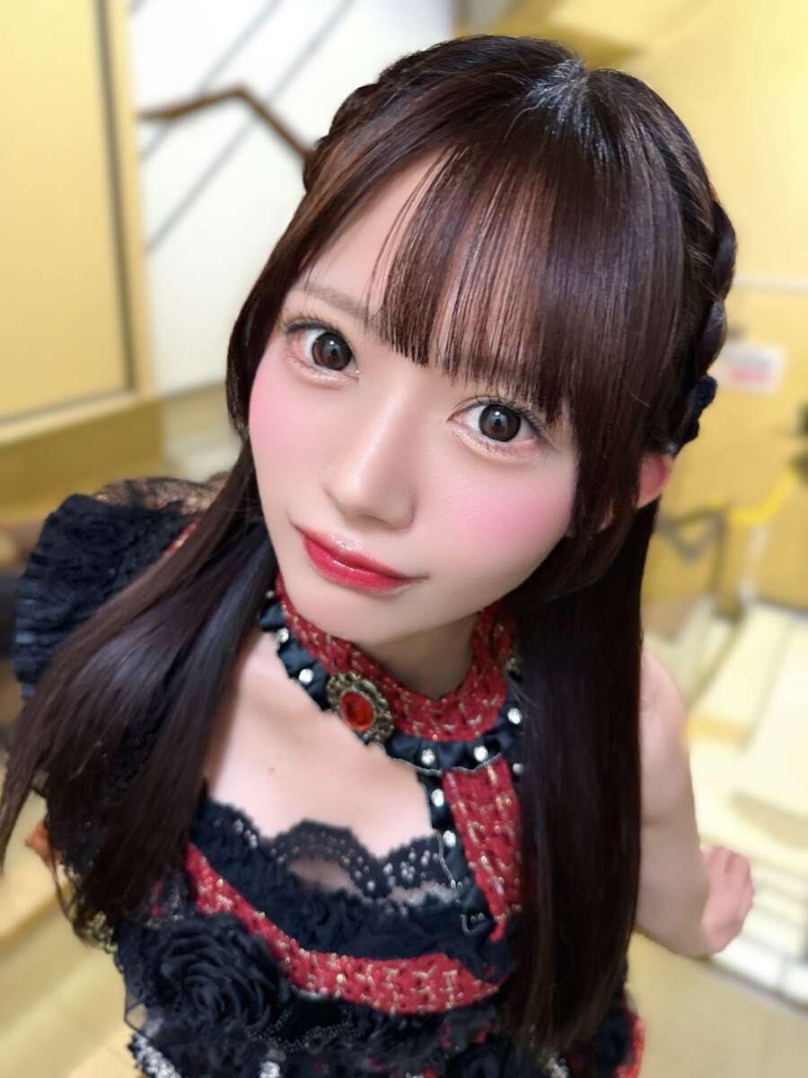 神崎ひな