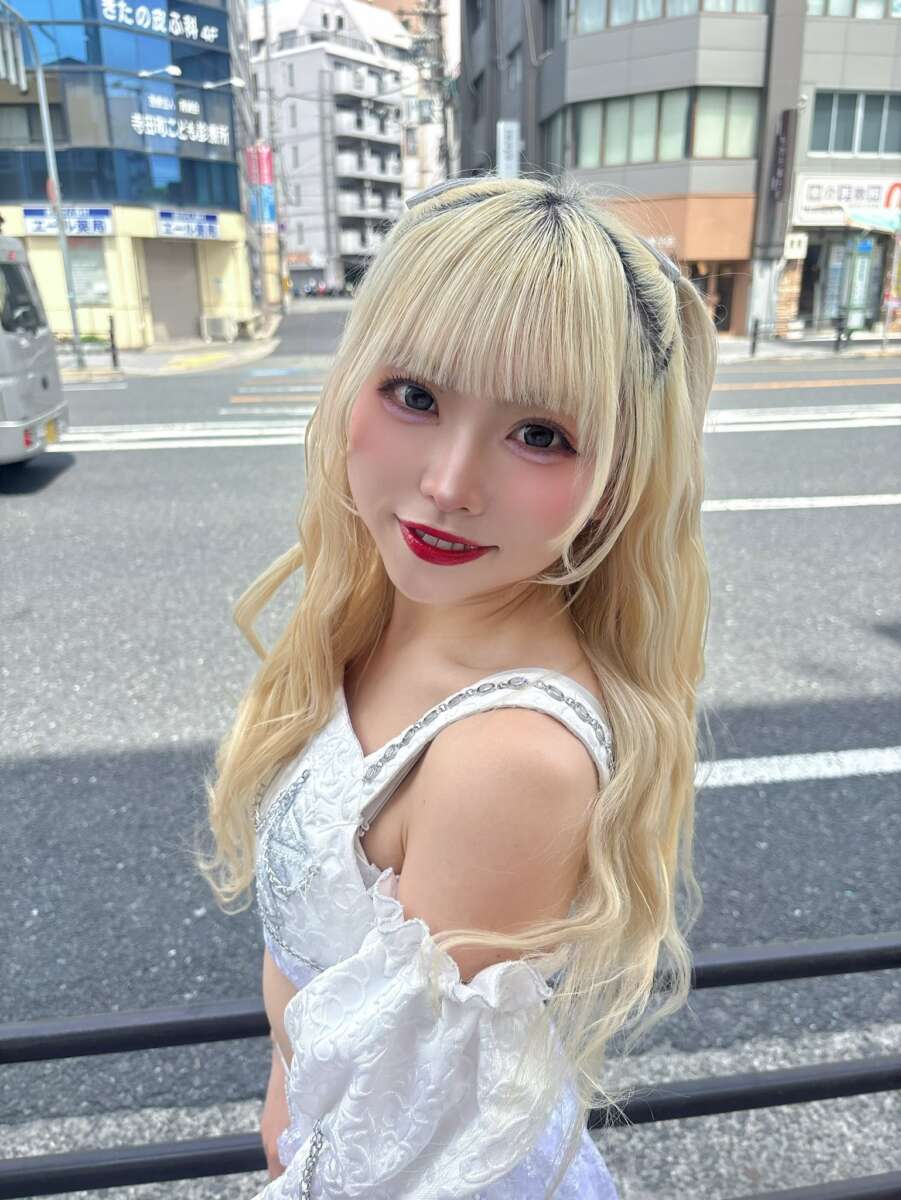 美波ふうか