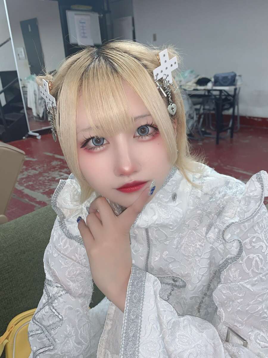 海月ユラ