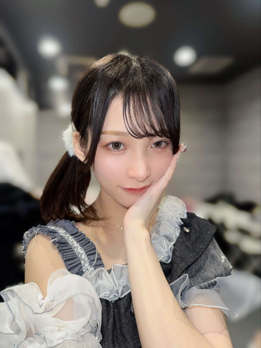 月城まいな
