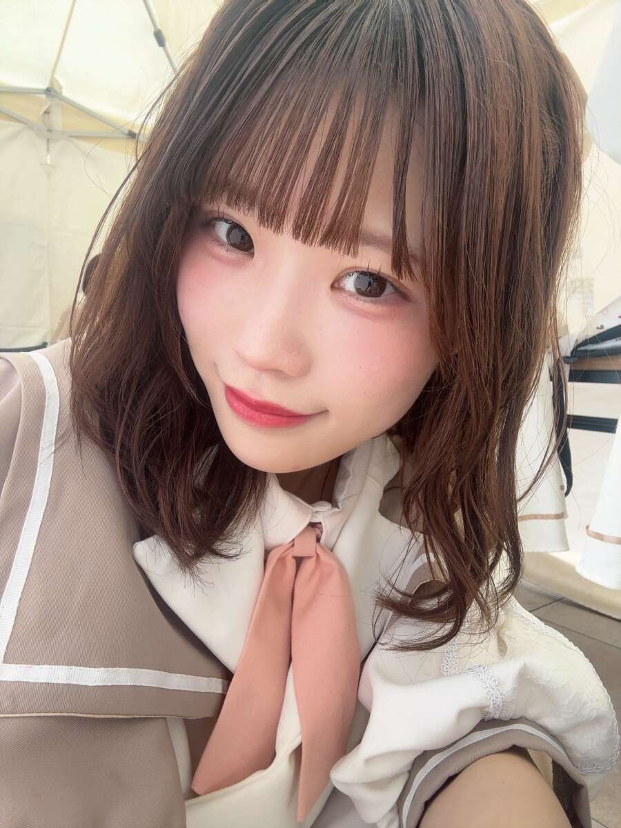 二葉 優莉愛