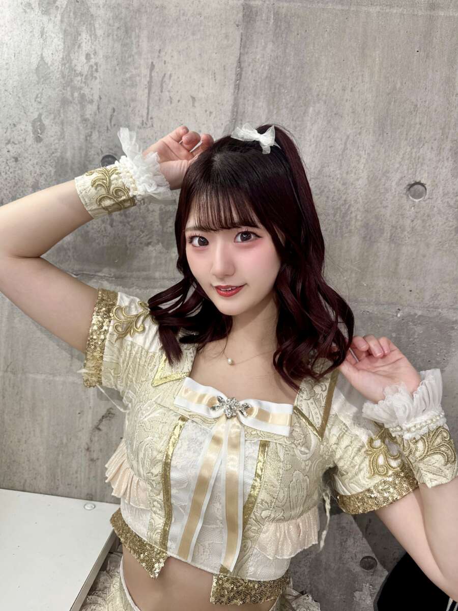 成瀬ももか