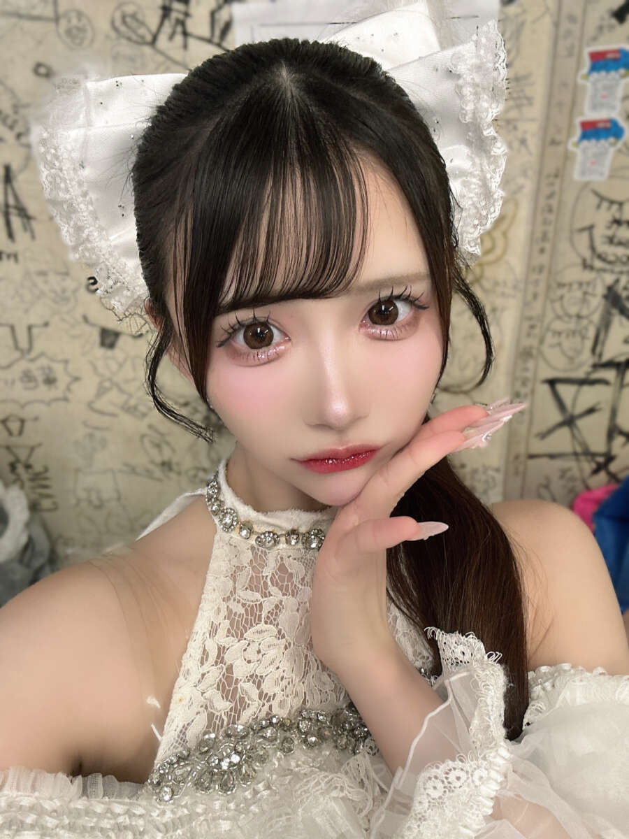 七瀬にこ