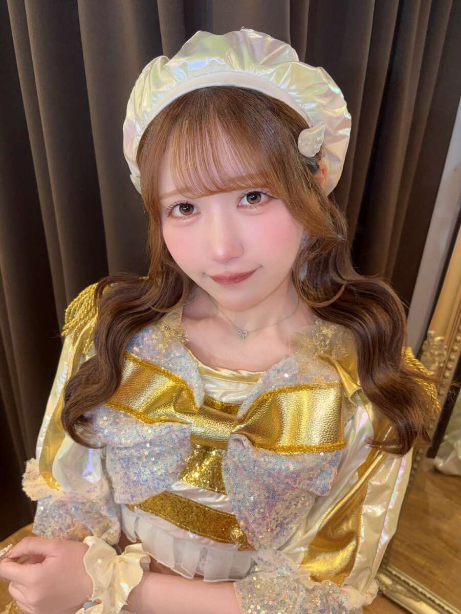 綾菜みれい