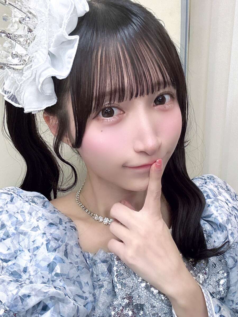 星乃ななみ