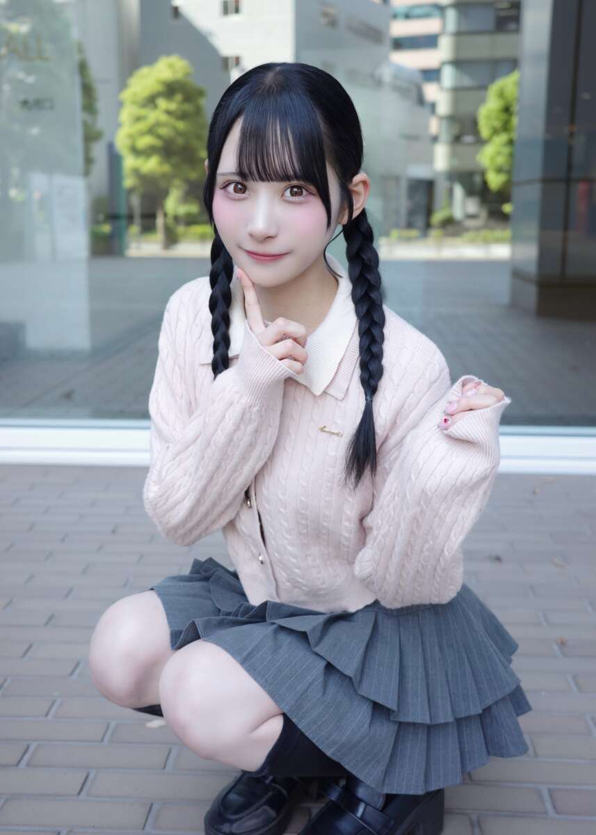 加藤ひな