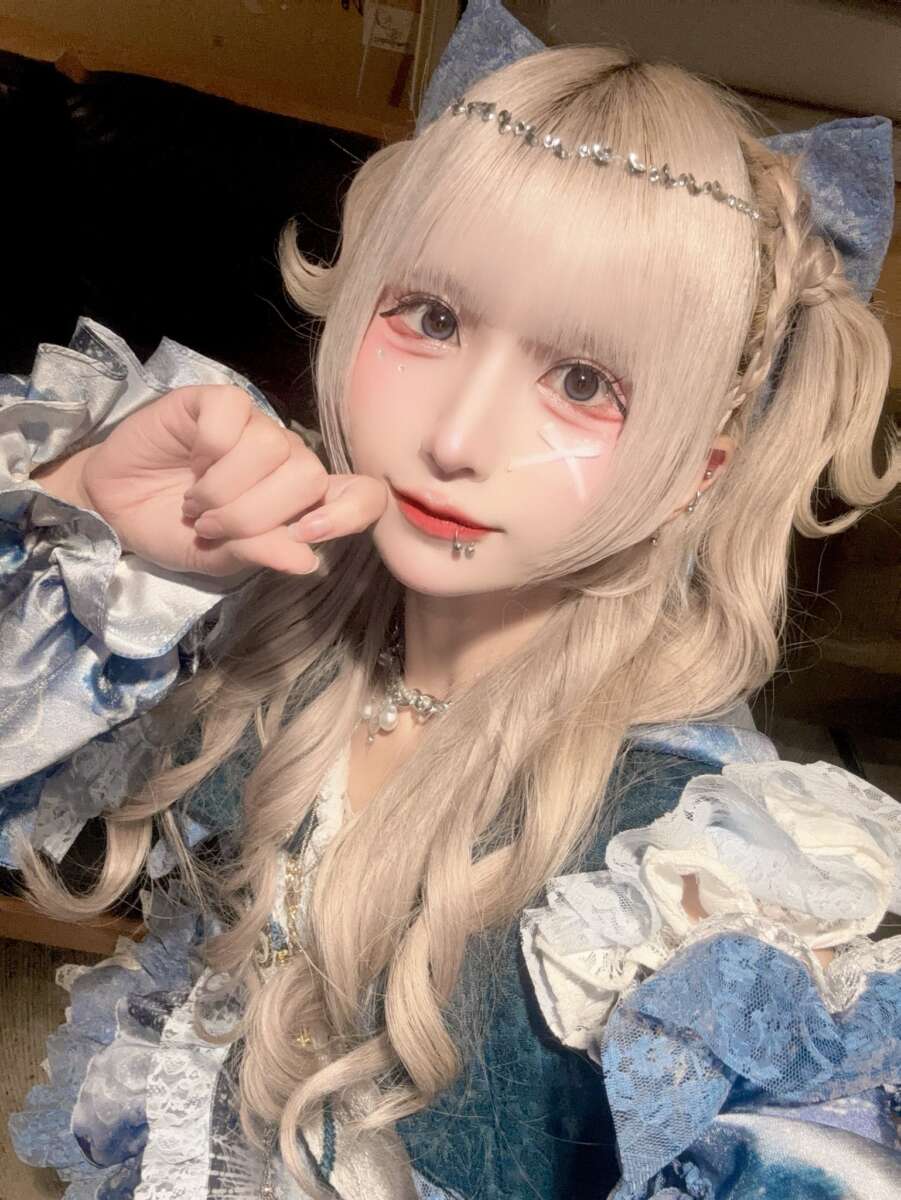 アルマ・ユウ
