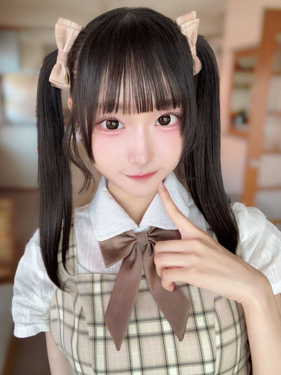 朝比奈しずく