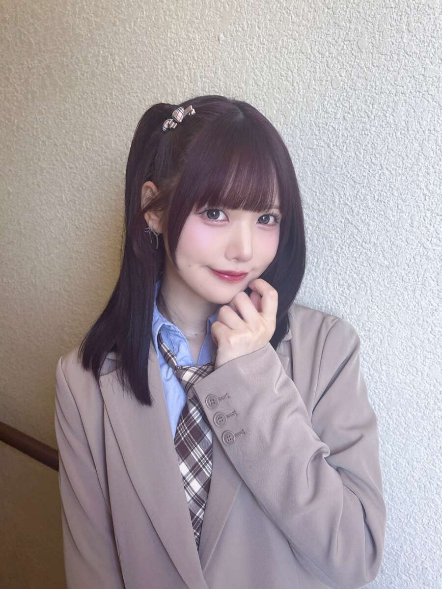 絢崎みおり