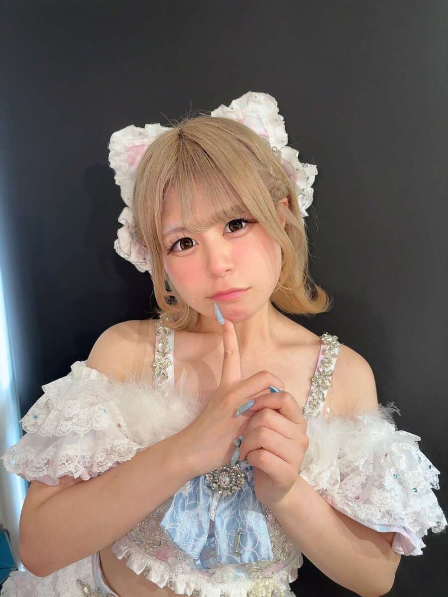 東雲りん