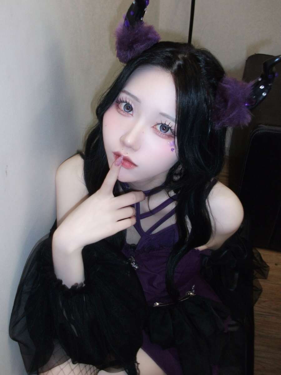 小鳥遊あみ