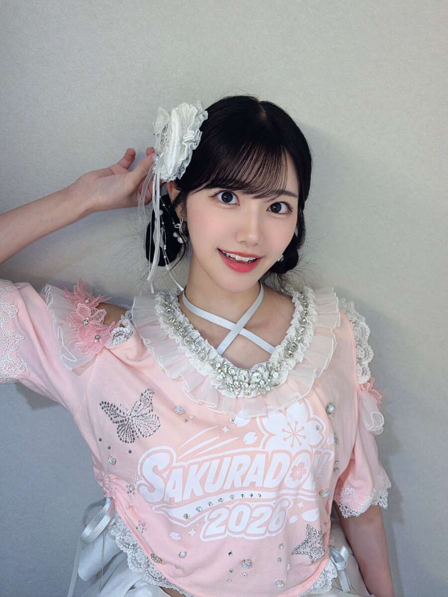 白絵 葵子