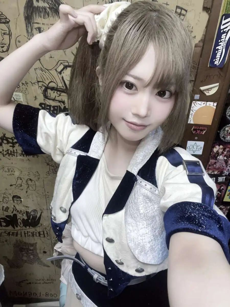 紅坂 希来里