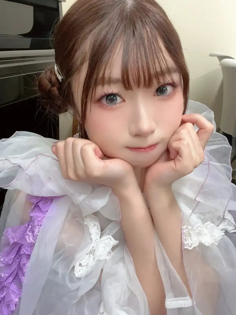 彩本芽生