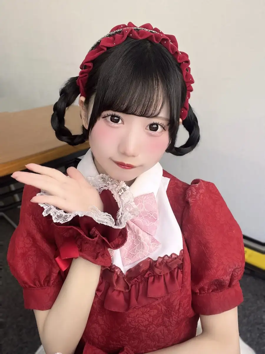 西野もえ