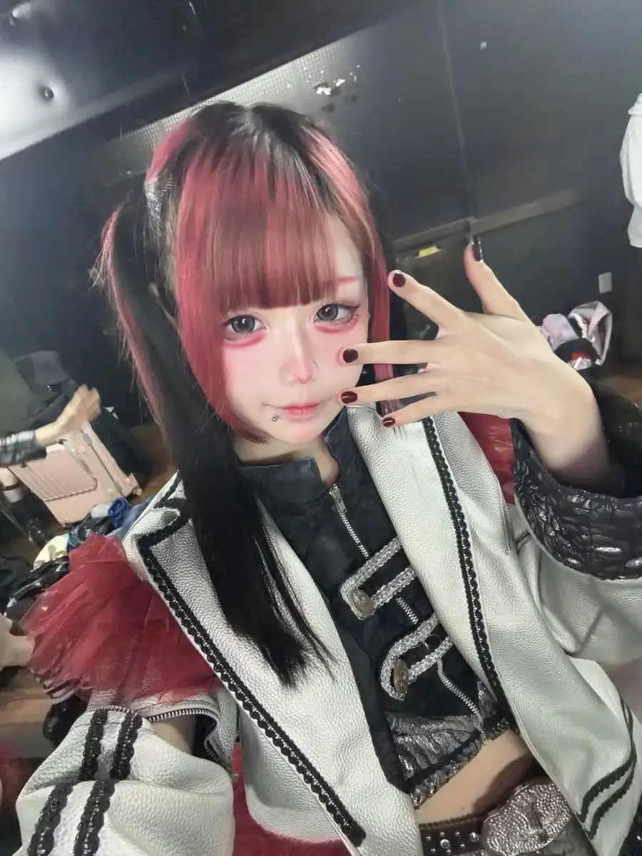 ナ子