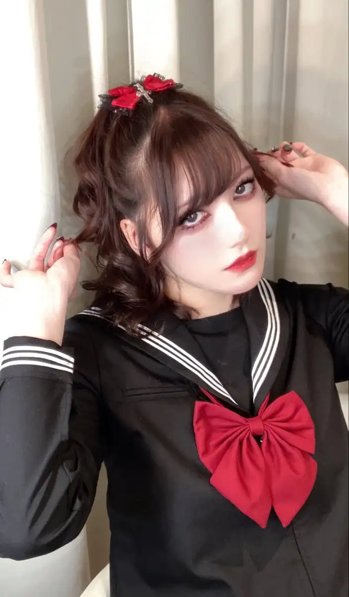飴屋アヤメ
