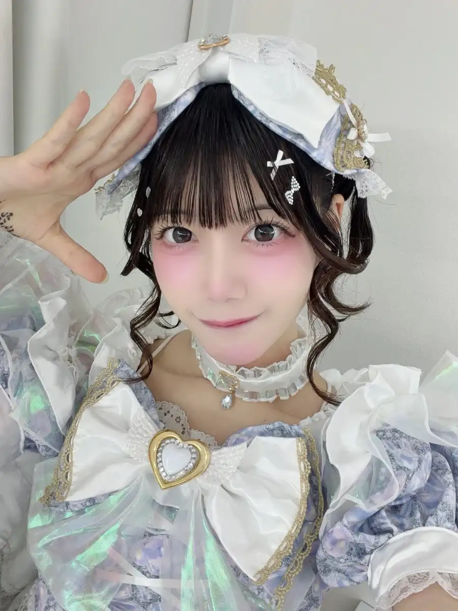 成瀬あいり