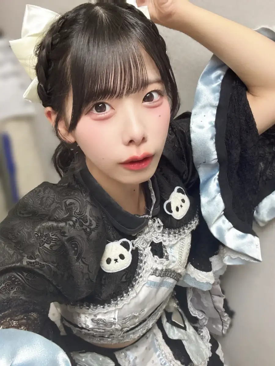 天野ちなつ