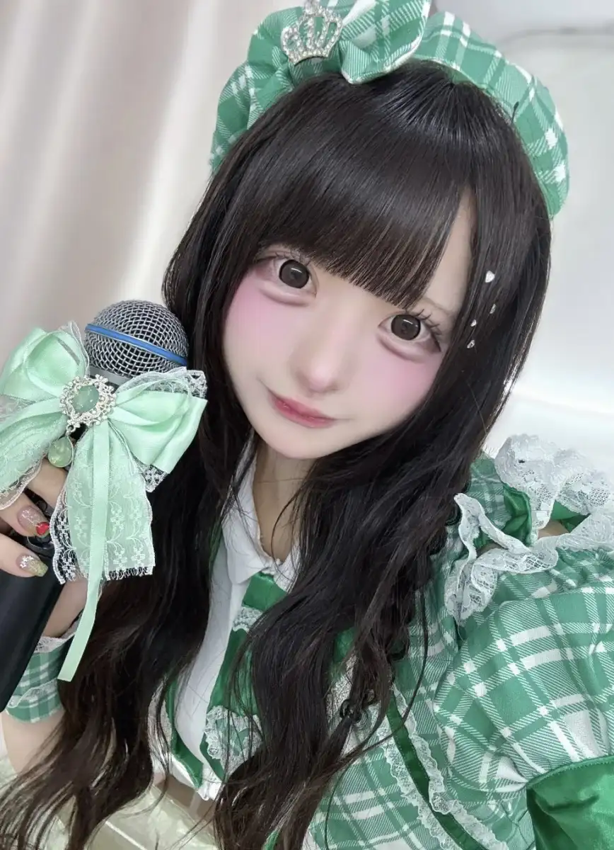 七湖なこ