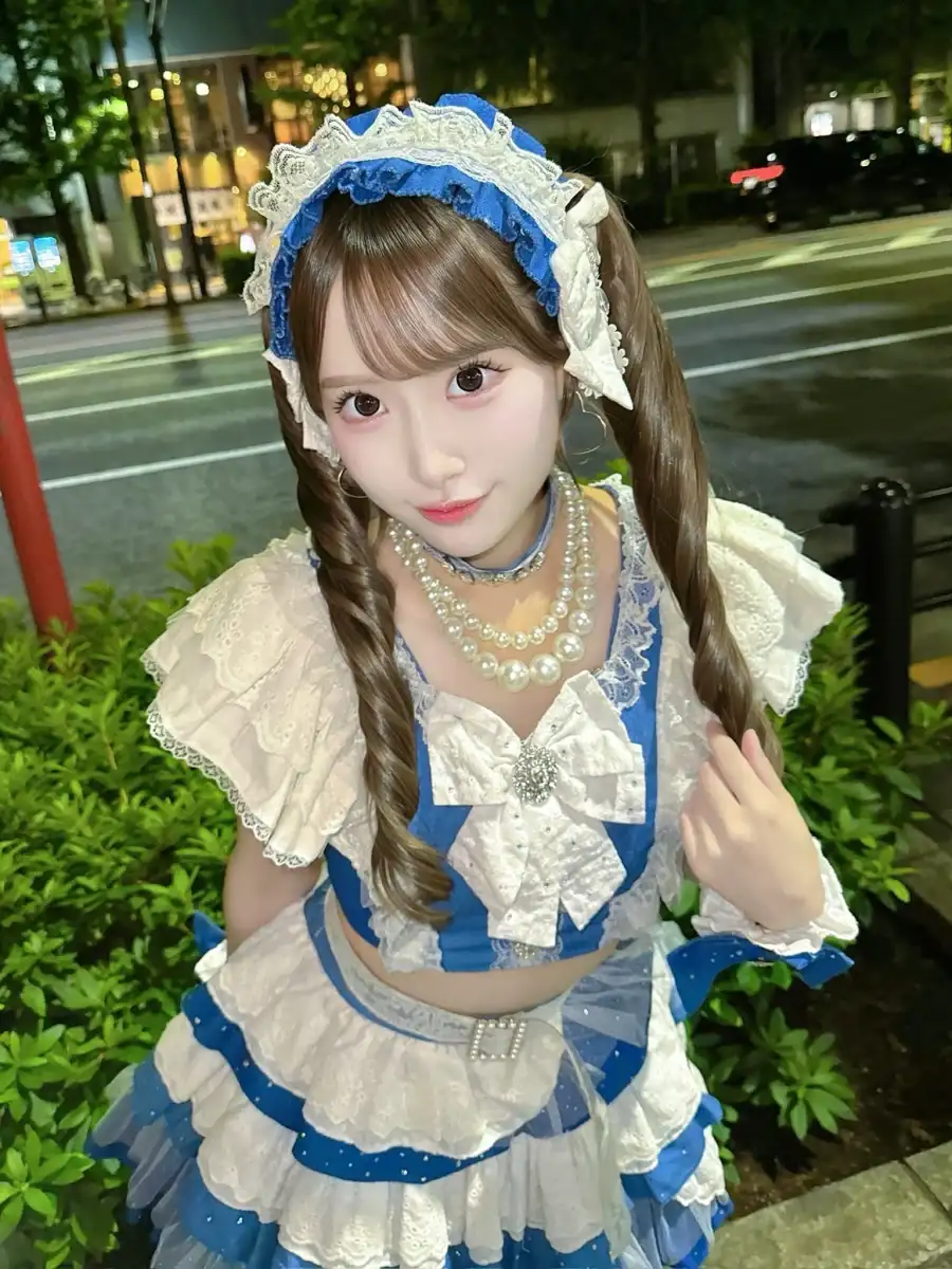 藍沢ナナミ