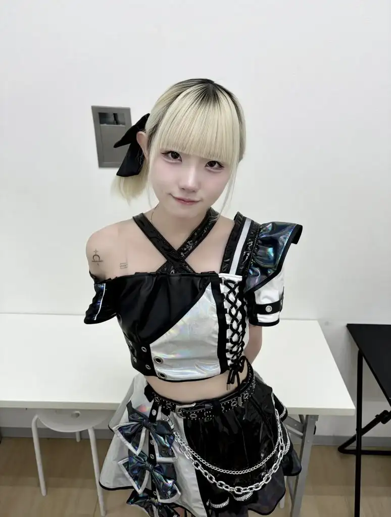 八女蘭れん