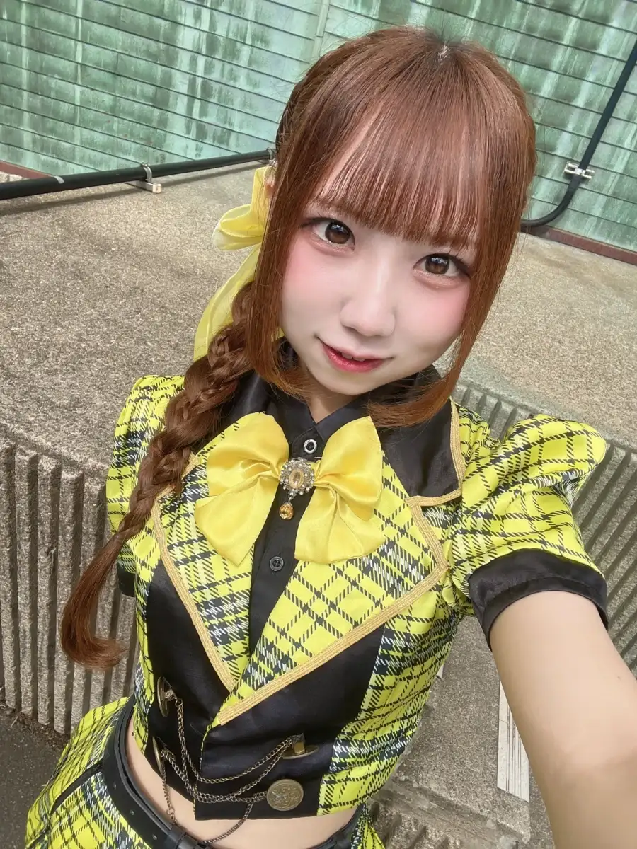 星奈すず