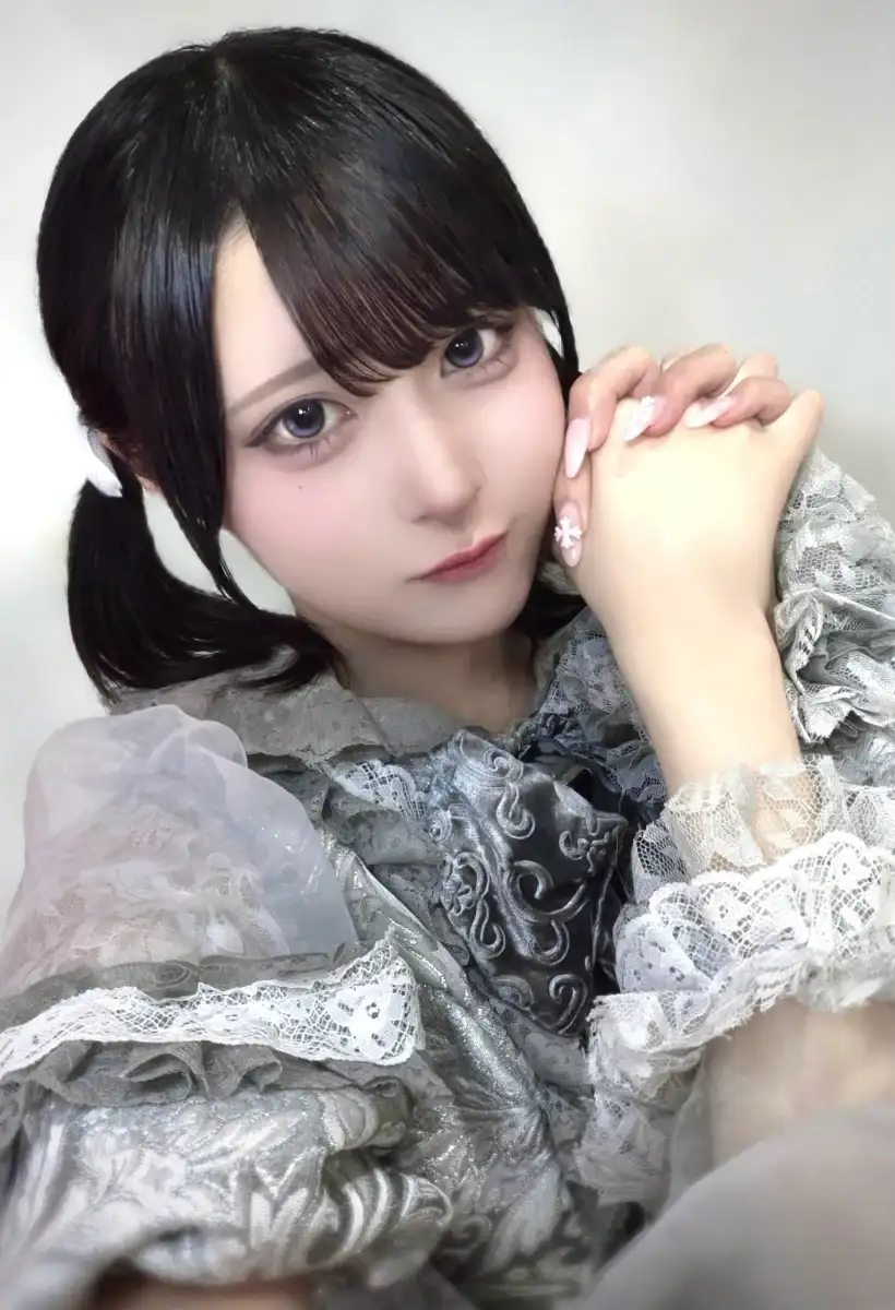 涅守クロエ