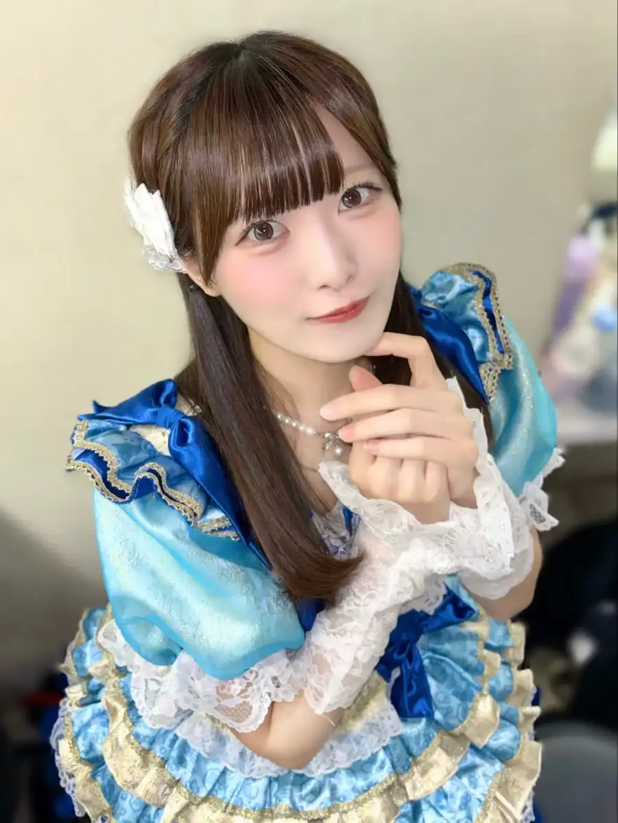 金澤 茉里香
