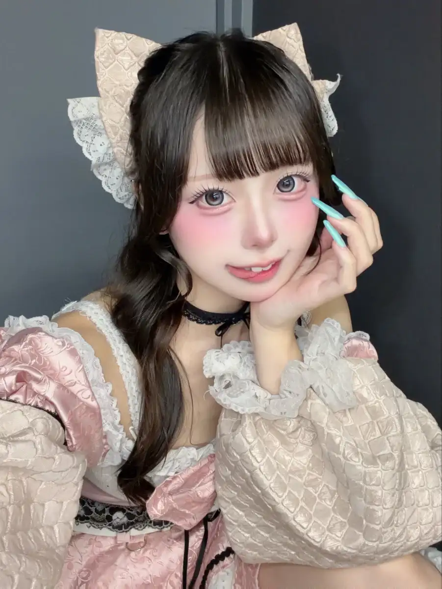眠瀬ぴぴ